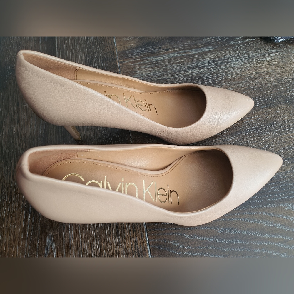 NEW CALVIN KLEIN HEELS
